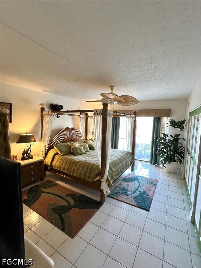 Photo - 60 W Pelican St Unit 202