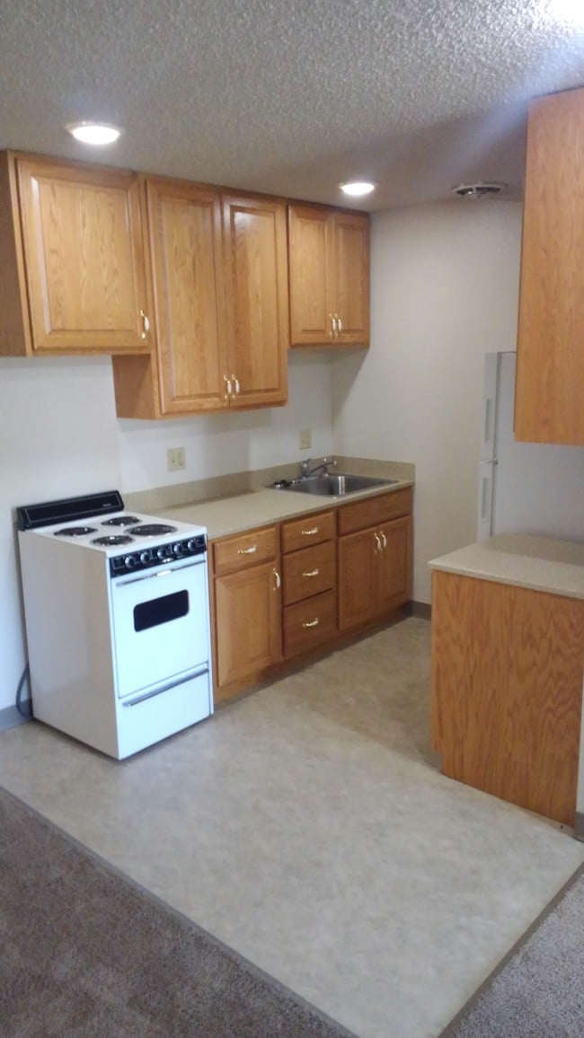 Photo - East View Apartments