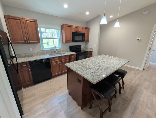 Photo - 9531 N Travis Dr Unit 9531 N Travis Dr