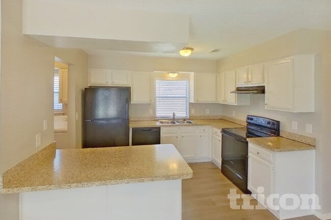 Photo - 300 Ripplewood Dr