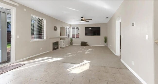 Photo - 9412 Viridian Way