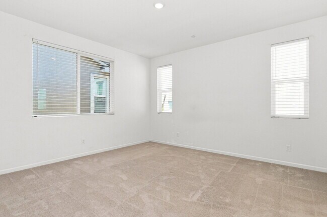 Photo - 1624 Lion St