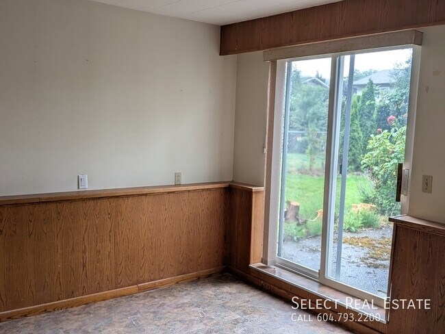 Photo - 46636 Teton Ave