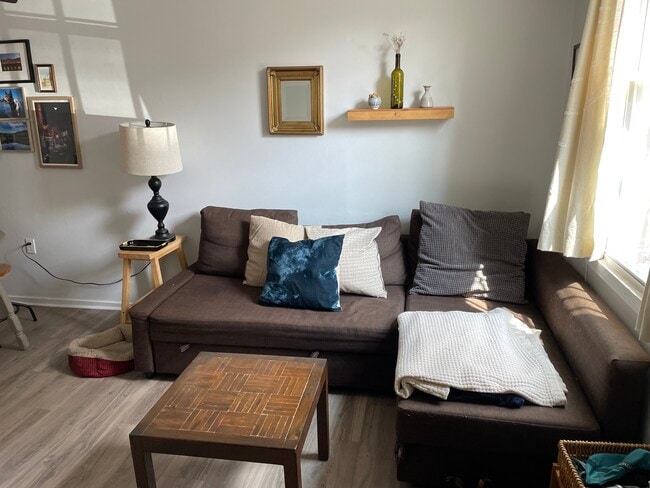 Photo - 2109 Clymer St