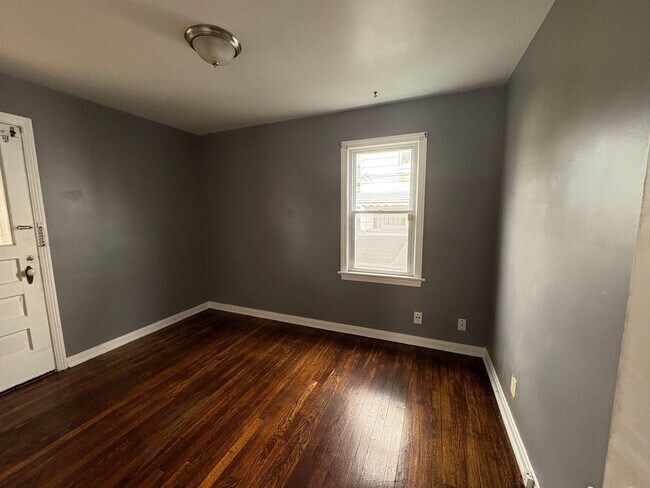 Photo - 5210 Cato St