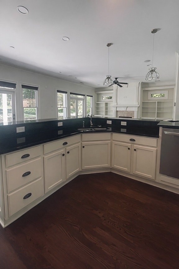 Photo - 245 Harben Pl