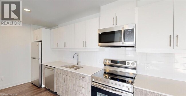 Photo - 1333 Weber St E Unit 1205