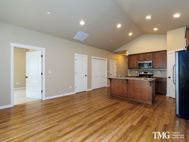 Photo - Centrally Located Townhome with Attached Garage & AC