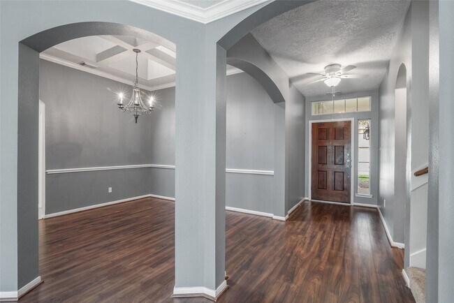 Photo - 95 E Whistlers Bend Cir