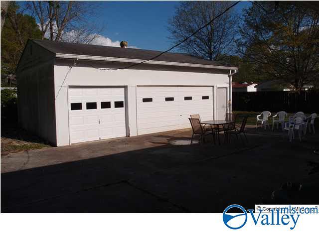 Photo - 408 Karter St NW