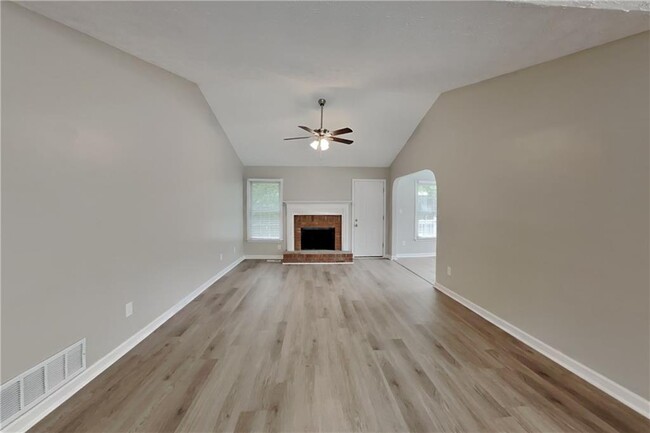 Photo - 170 Sterling Dr