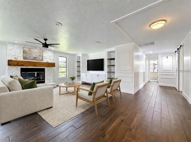 Photo - 12756 Poinsettia Ave