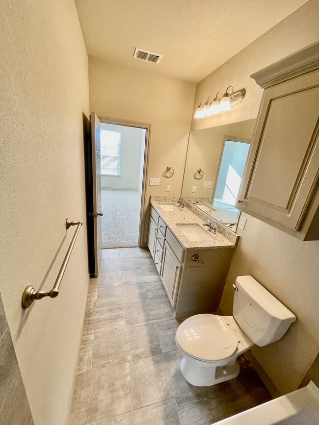 Photo - 7017 22nd St