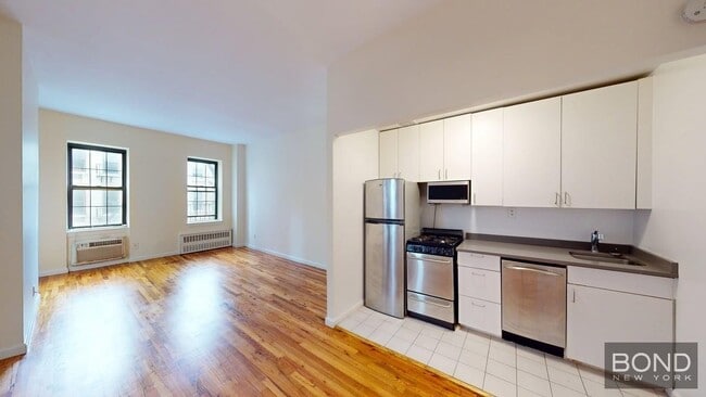 Building Photo - 306 E 91st St Unit 5D Rental