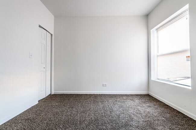 10901 S Vernon