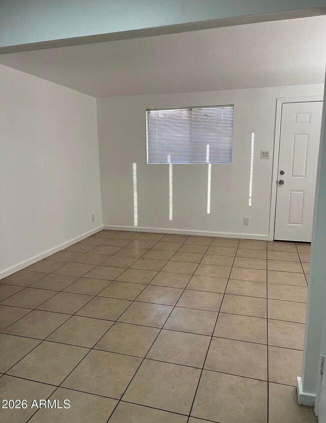 Photo - 604 S Bellview Unit B