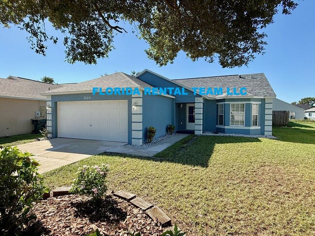 Building Photo - 3/2 Spacious Saint Cloud Home with fenced ...