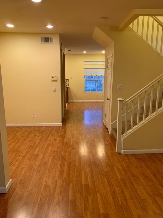 Building Photo - 3693 Dickenson Cmn Unit Dickenson Common Fremont Rental