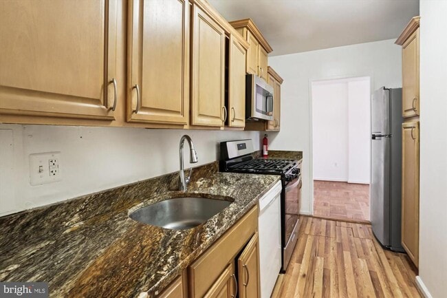 Photo - 4000 Tunlaw Rd NW Unit 619