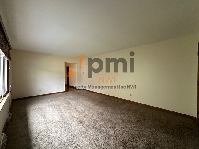 Photo - 408 E Clark St