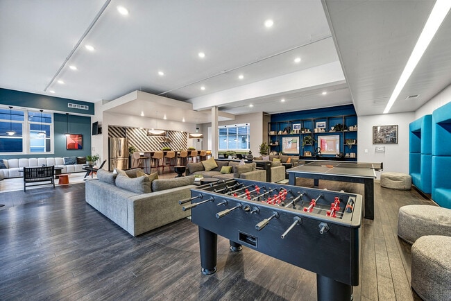 102-Radius at 15th - Amenities - Lounge (20)