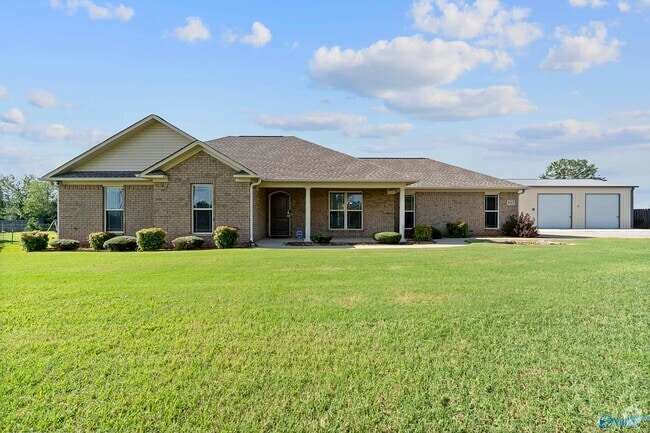 Building Photo - 407 Robinson Rd Rental