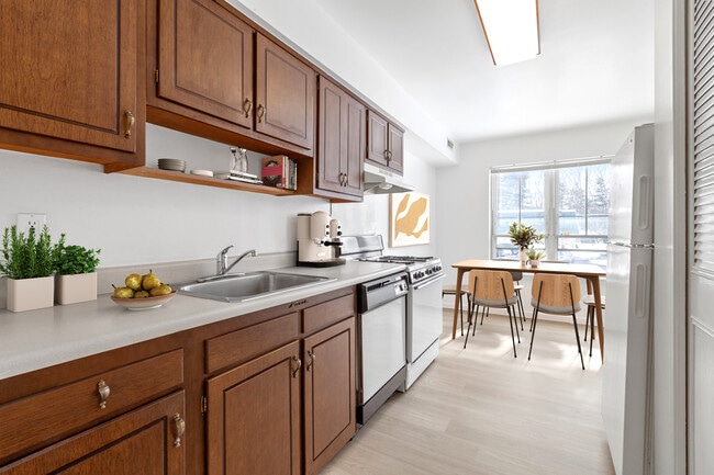 Building Photo - Stony Run at the Stockade Apartments