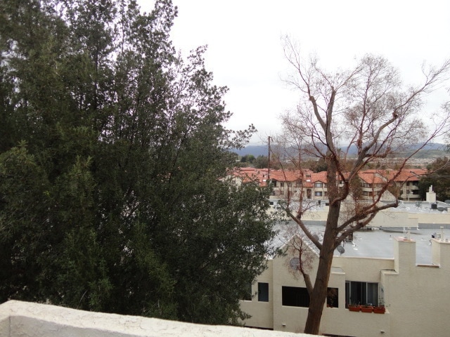 Photo - Nice 2 + 2 Gated Condo Santa Clarita