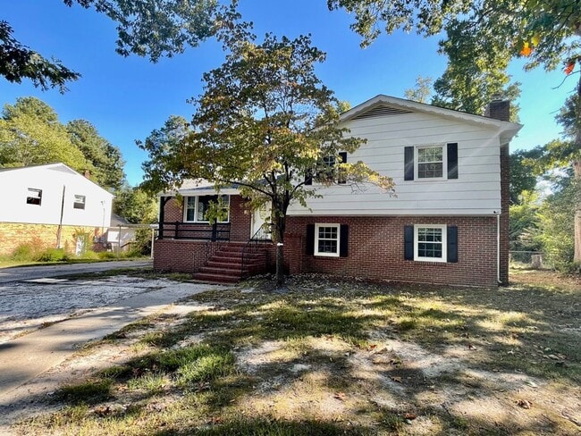 Building Photo - 818 S Park Dr Rental