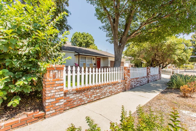 Photo - 16907 Marlin Pl