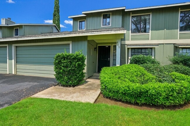 Building Photo - 4718 E Alamos Ave