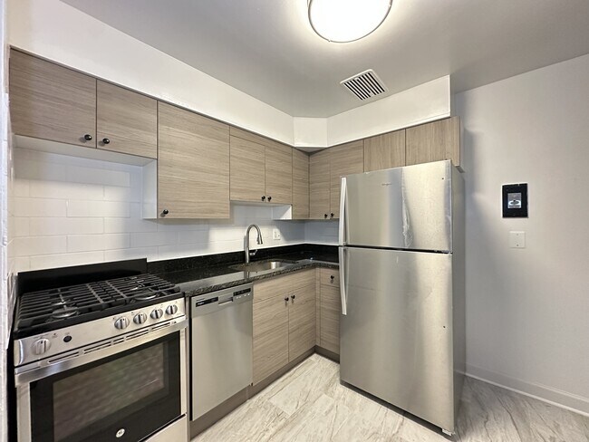 Photo - 6705 N California Ave Unit N2