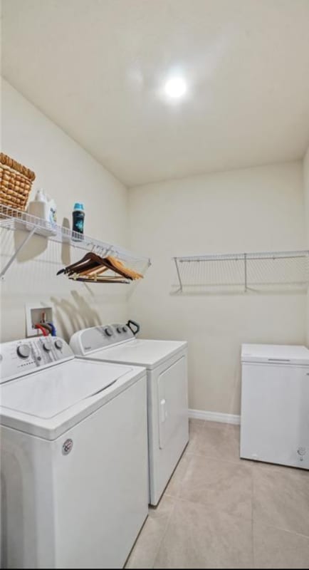 Photo - 204 Sunset Point Dr