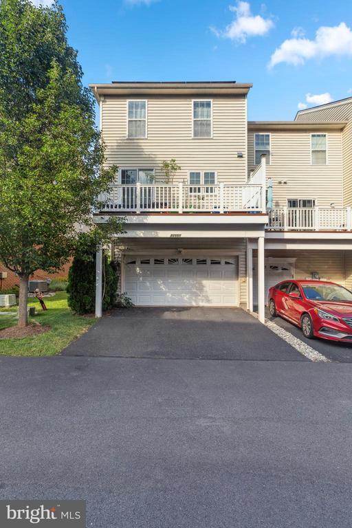 Photo - 22551 Cambridgeport Square