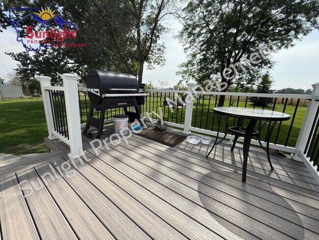 Photo - 15 Applewood Dr