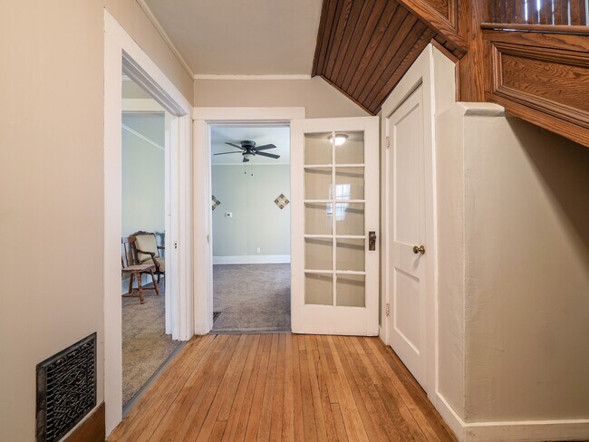 Photo - 81 Madison St