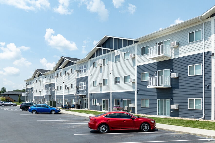 Welcome to Wilmot Estates Luxury Apartments