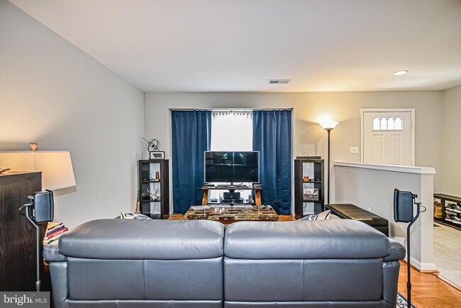 Photo - 8606 Rocky Gap Ct