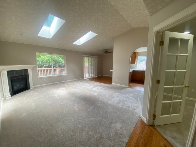Photo - 748 Mule Deer St NW