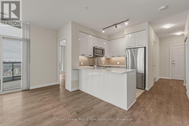 Photo - 65 Watergarden Dr Unit 1504