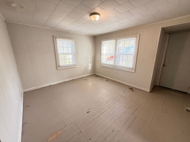 Photo - Home in Benton