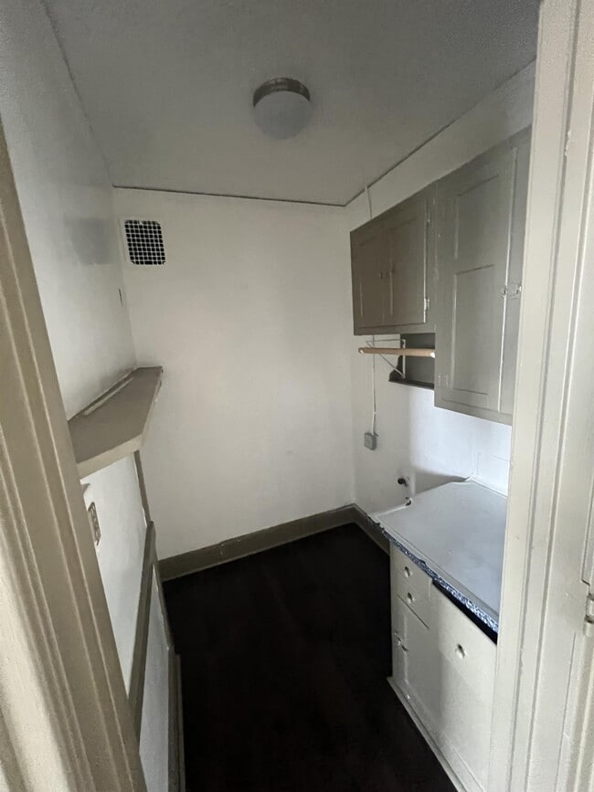 Photo - Biltwell Apartments