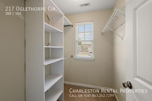 Photo - 217 Oglethorpe Cir