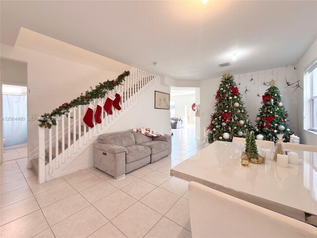 2636 SE 13th Ct