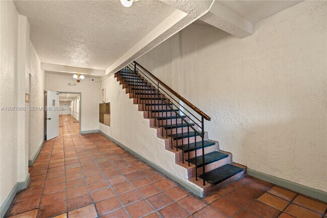 Photo - 934 Michigan Ave Unit 108