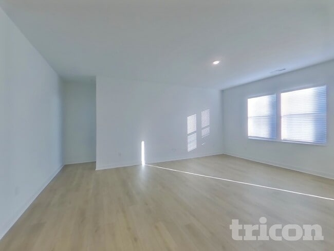 Photo - 11823 Moorfield Ln