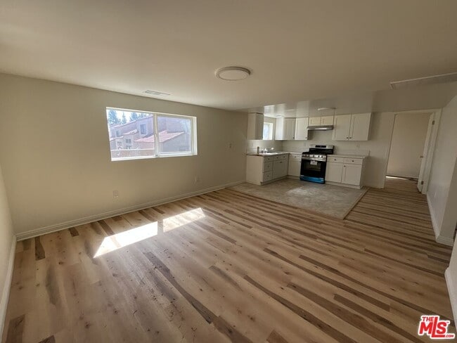 Photo - 8527 Arrow Blvd