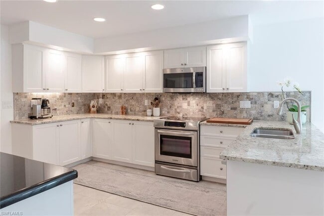 Photo - Golden Gate Estates Single Family home on ...