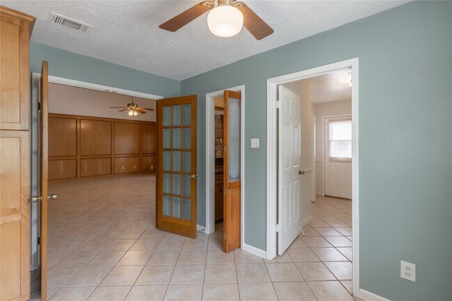Photo - 2643 Hodges Bend Cir