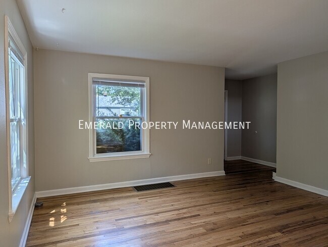 Photo - 2215 Hecker Ave Unit 2217